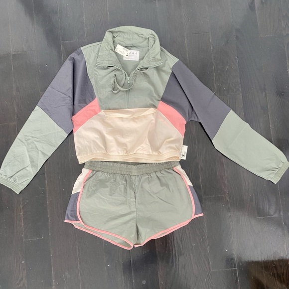 AERO NWT Army Green and Pink Windbreaker zip up and shorts athletic set - Picture 3 of 7